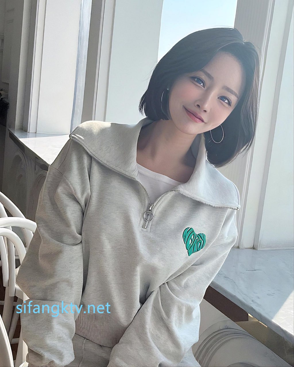精东影业 JD-124 美少妇被男技师各种套路??诱惑骗炮