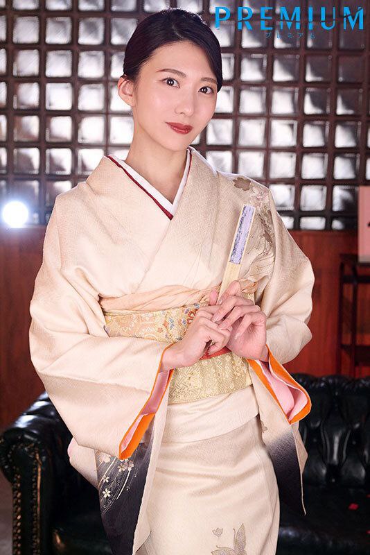波多野结衣-地元の同窓会で人妻になった同級生達とすごーくHな王様ゲームをしたら、憧れのあの子のおっぱいとパンティが見放題になって、さらにヤリまくり！！